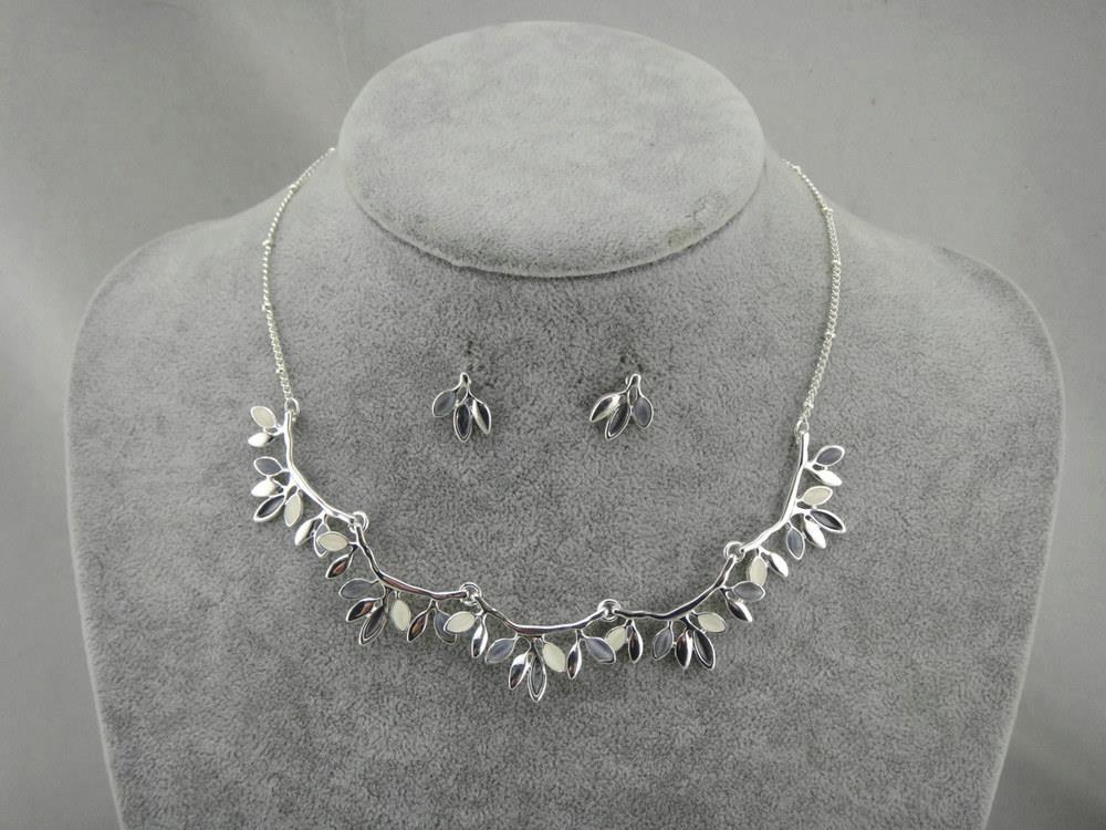 Necklace & Earring Set with Cat’s Eye Stones
