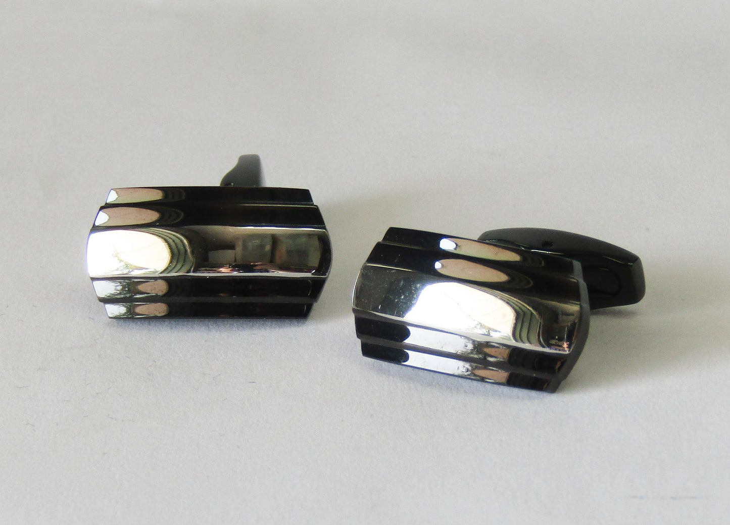Cufflinks