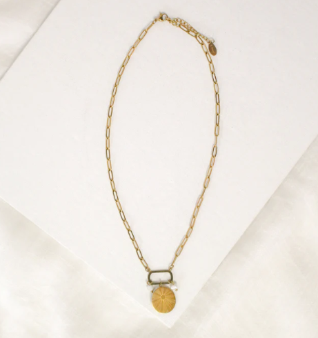 Necklace | Round Starburst Pendant. Gold