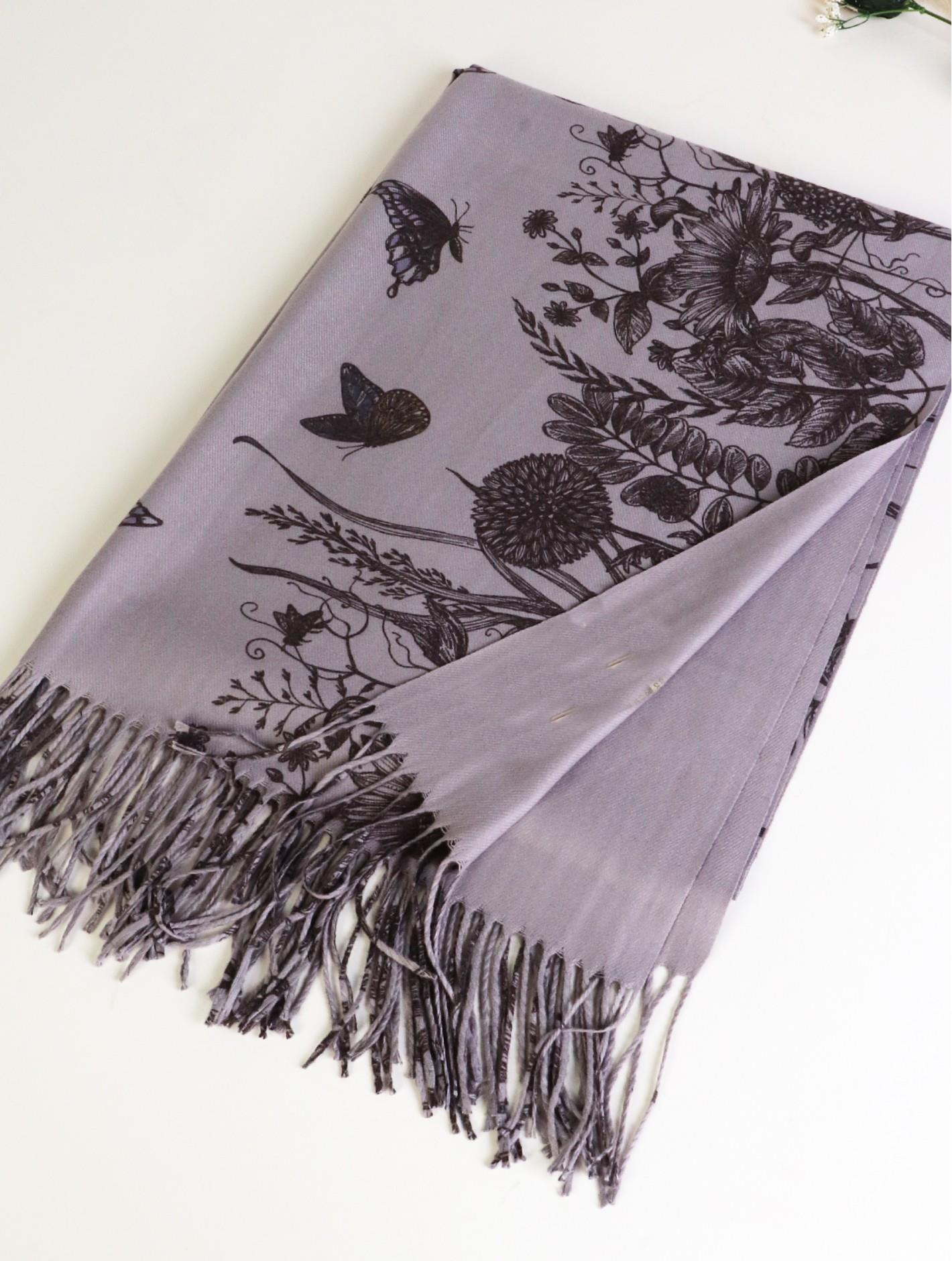 Grey Cashmere-Feeling Floral Scarf with Dark Grey Flowers