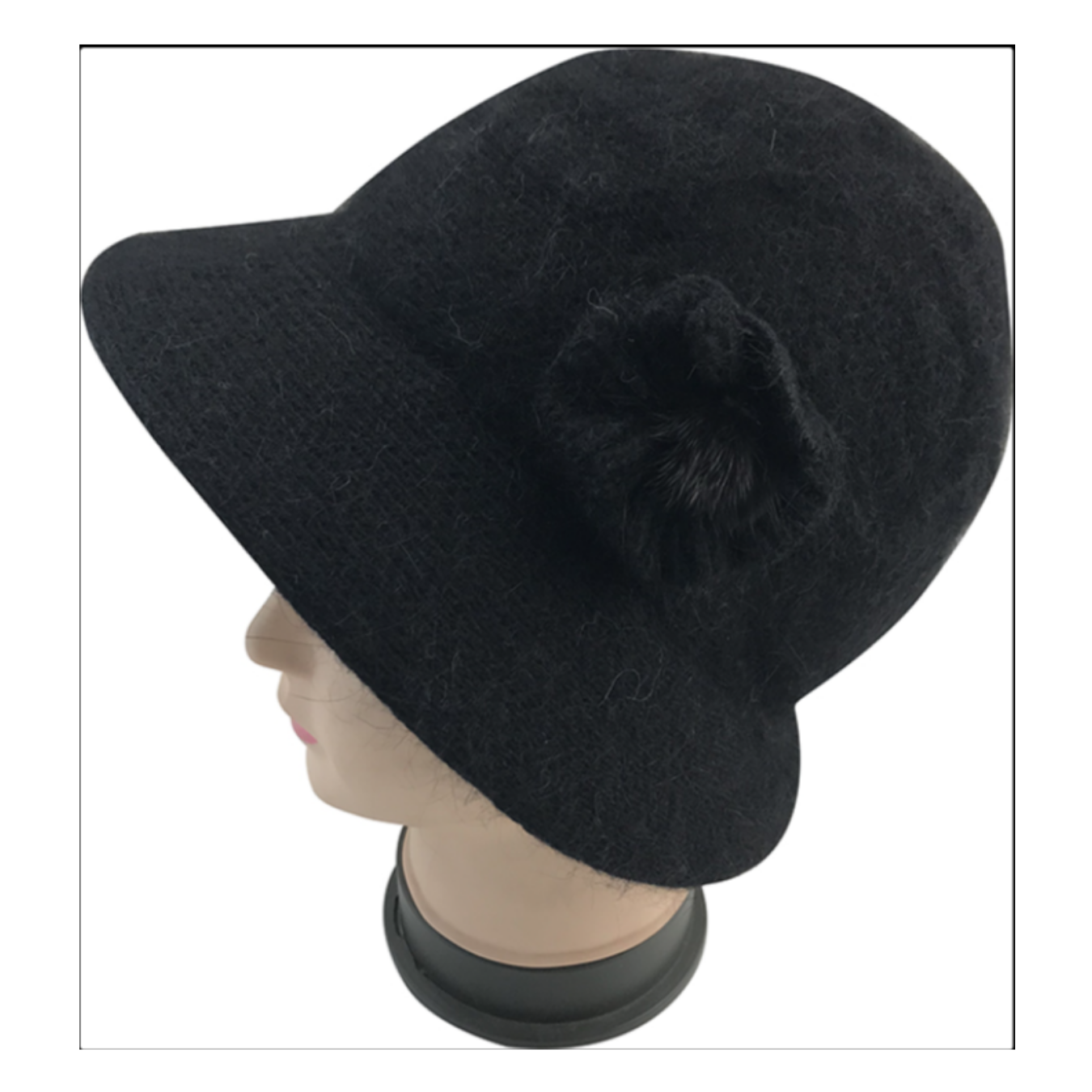 Ladies’ Black Brimmed Knit Hat with Flower Detail – Lined