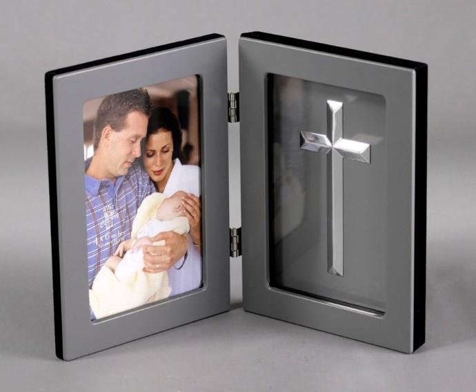 Hinged Frame with Cross