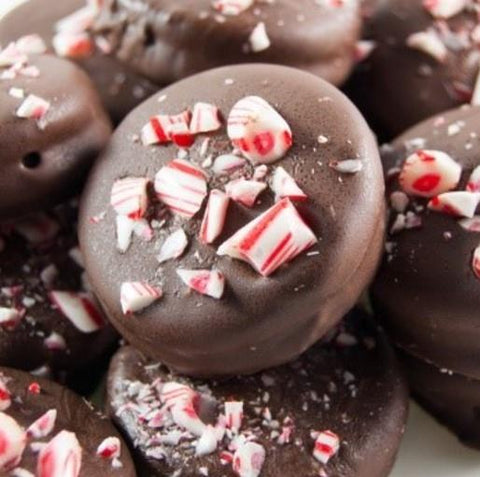 Chocolate Oreo Cookies With Peppermint